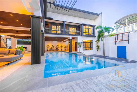 The Villa at Pansol .